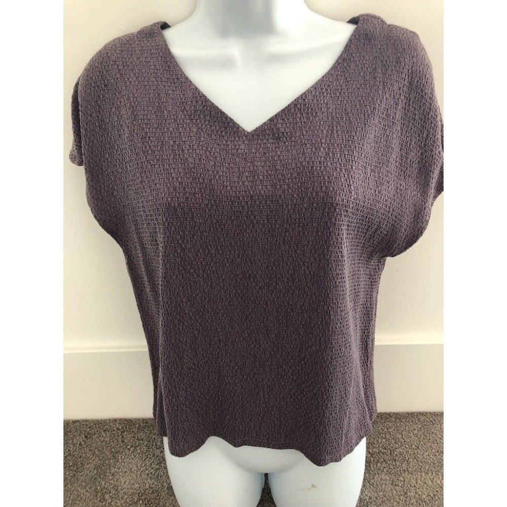 Donna Jessica Purple Short/ Cap Sleeve Patterned Top/Shirt   NWT  DJ16